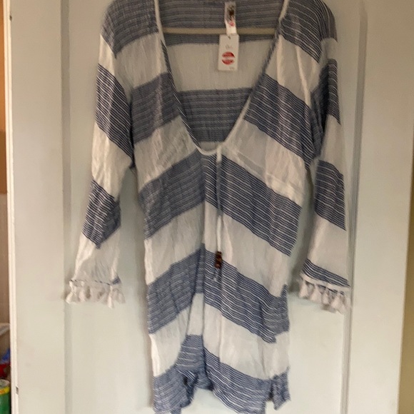 India Boutique Other - India boutique cover up Nwt ✅Sold✅